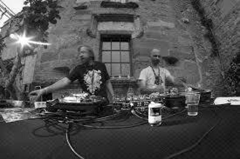 Klinefelter & Distraction