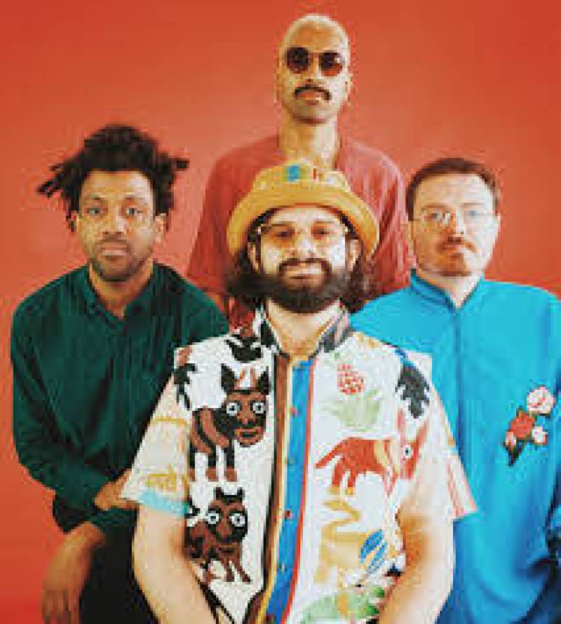 Flamingods